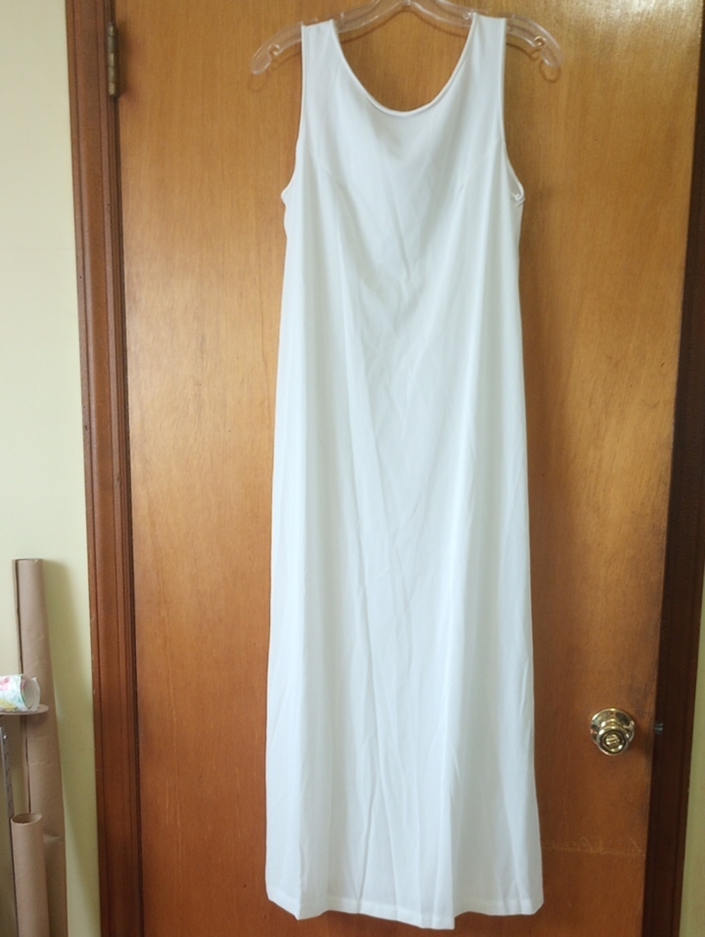 Gotham Lingerie Full-Length White Nylon Vintage Minimalist Nightgown, Size P